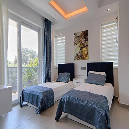 Muhtesem Konum, Oezel Havuz, Cocuk Havuzlu Muestakil Modern * Φετιγιέ
